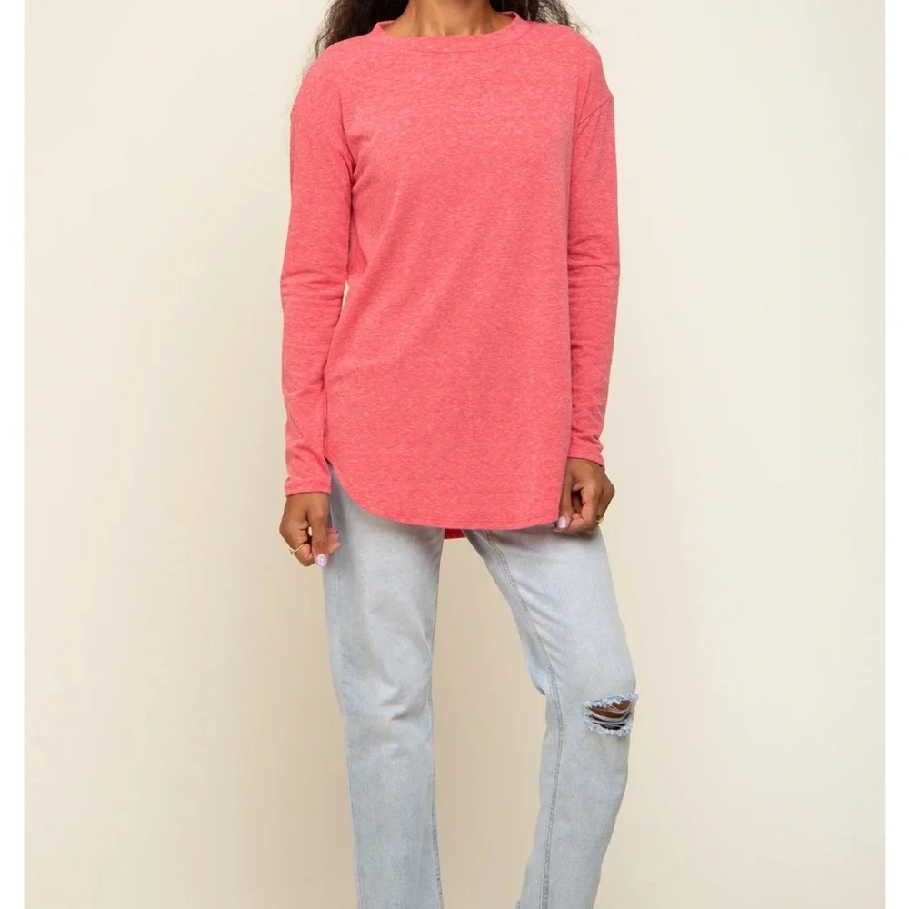 PINK BLUSH RED LONG SLEEVE CURVED HEM TOP - Picture 4 of 4